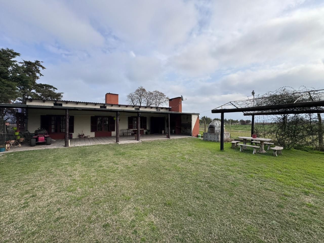 Casa Quinta en Ruta 9